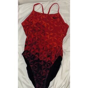 Nike Swim Women's Hydrastrong Transform Racerback One Piece Court Red